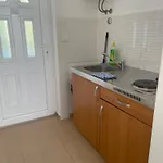 Lana Maris 2 - 200m From Beach, Terrace With Sea View, Wi-fi And Free Parking