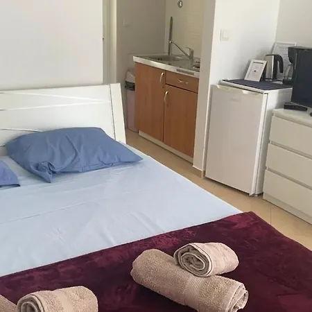 Lägenhet Lana Maris 2 - 200m From Beach, Terrace With Sea View, Wi-fi And Free Parking *