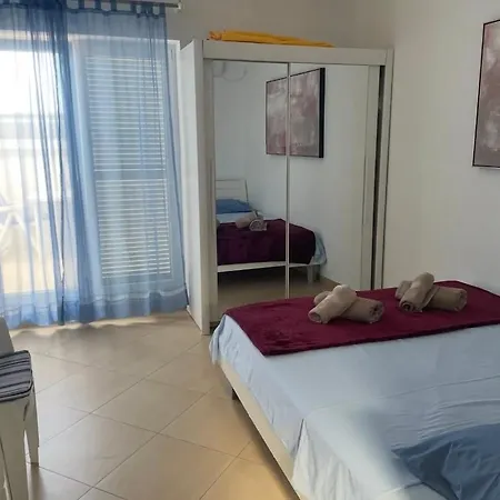 Lana Maris 2 - 200m From Beach, Terrace With Sea View, Wi-fi And Free Parking Lägenhet Dramalj