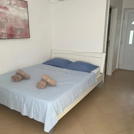 Apartamento Lana Maris 2 - 200m From Beach, Terrace With Sea View, Wi-fi And Free Parking