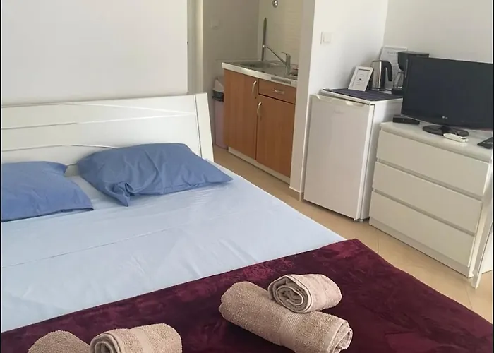 아파트 Lana Maris 2 - 200m From Beach, Terrace With Sea View, Wi-fi And Free Parking *