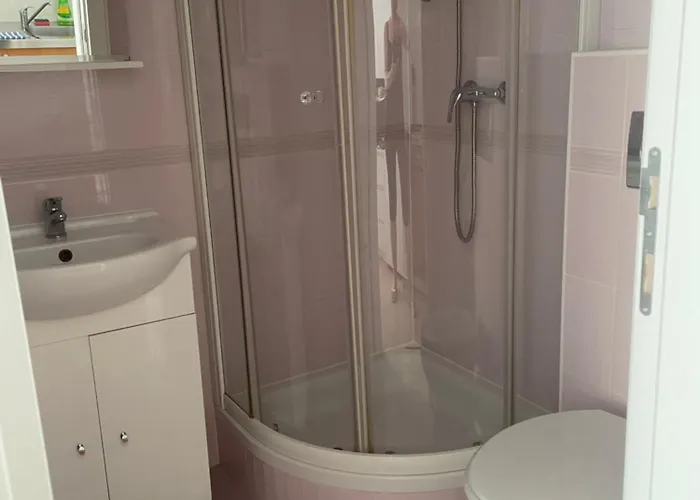 Lana Maris 2 - 200m From Beach, Terrace With Sea View, Wi-fi And Free Parking 드라말리